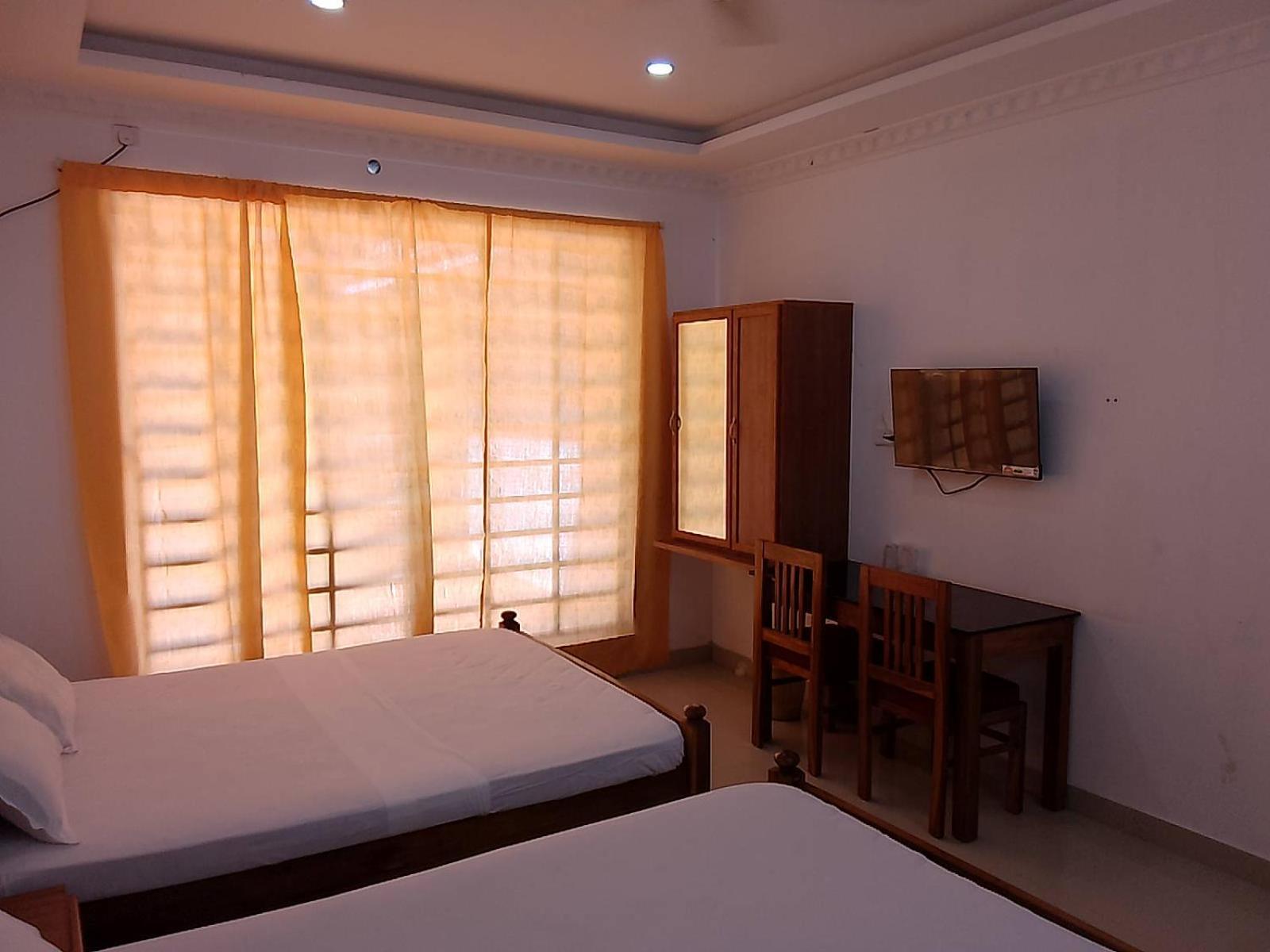Somatheertham Resort Thiruvananthapuram ภายนอก รูปภาพ