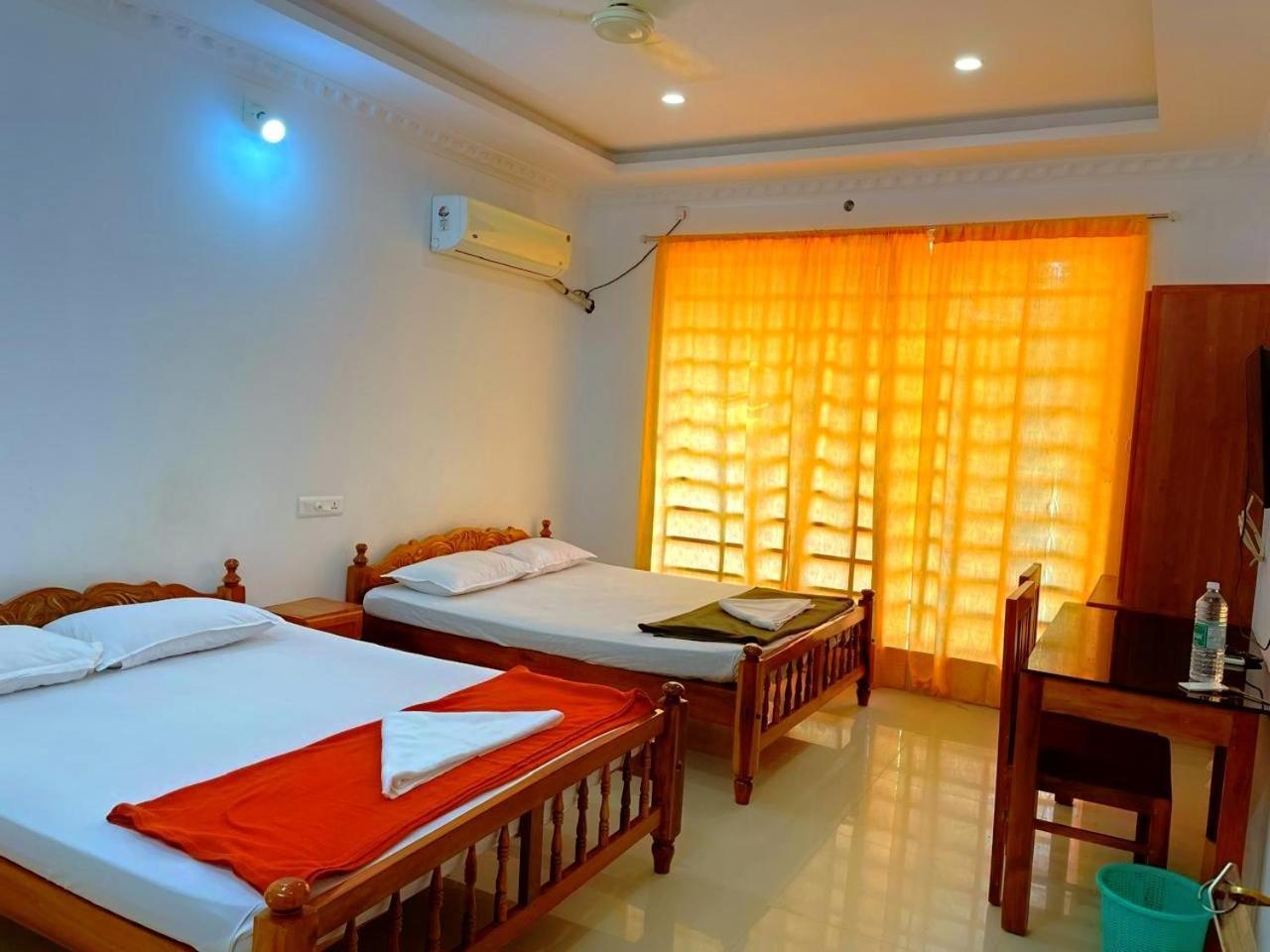 Somatheertham Resort Thiruvananthapuram ห้อง รูปภาพ